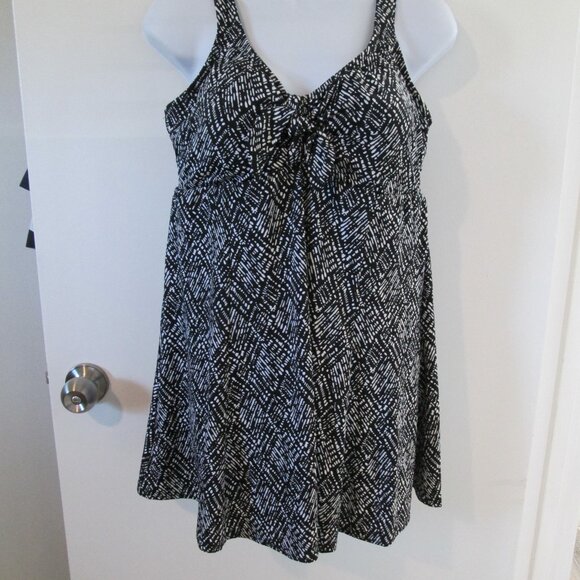 Swim Solutions Women's Abstract Bow Swimdress NWT SZ 16 - Picture 4 of 11